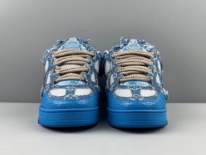 LU Sneakers