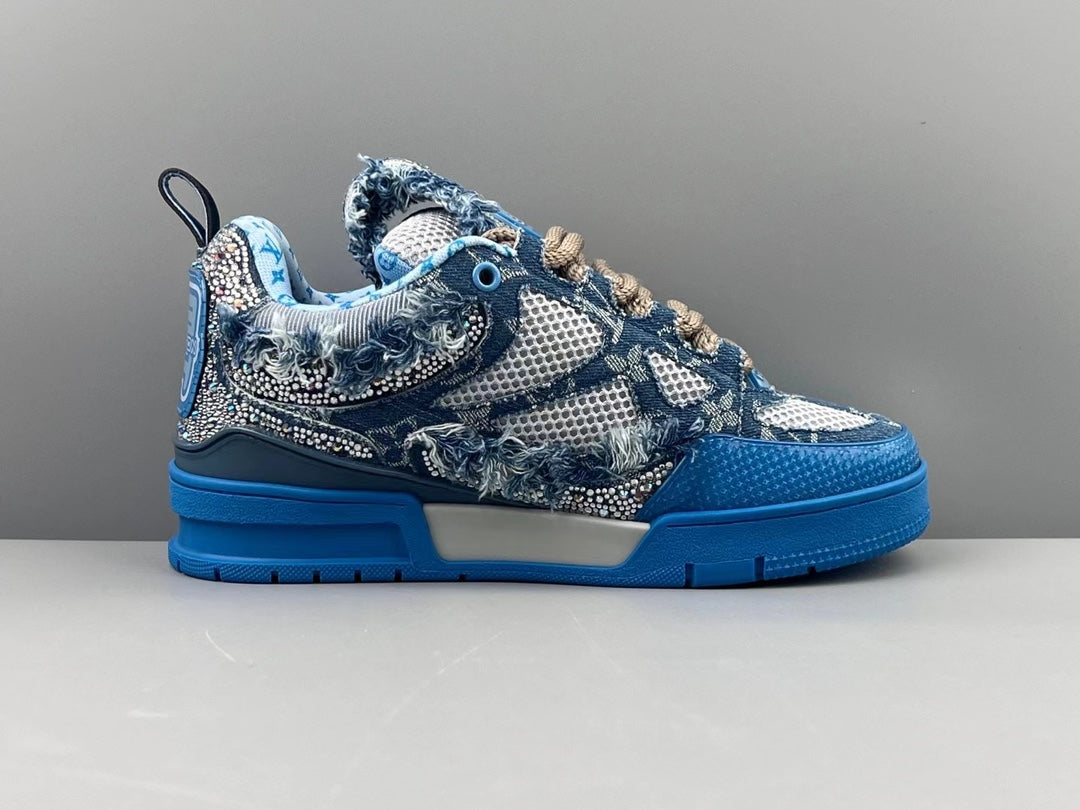 LU Sneakers