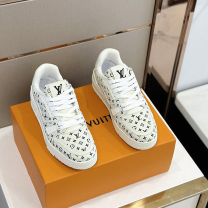 LU Sneakers Runner
