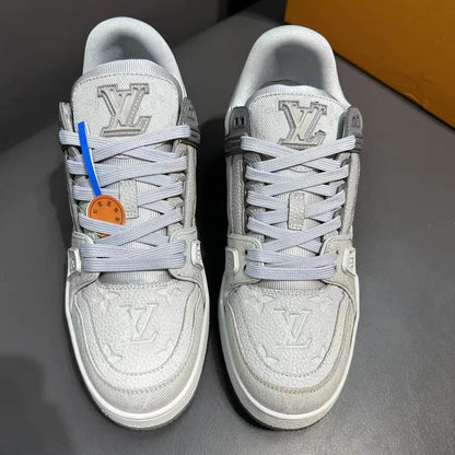 LU  Sneakers Runner