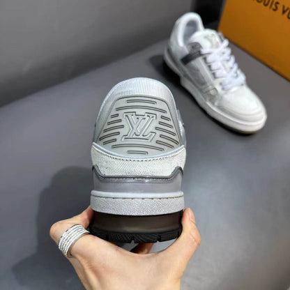 LU  Sneakers Runner