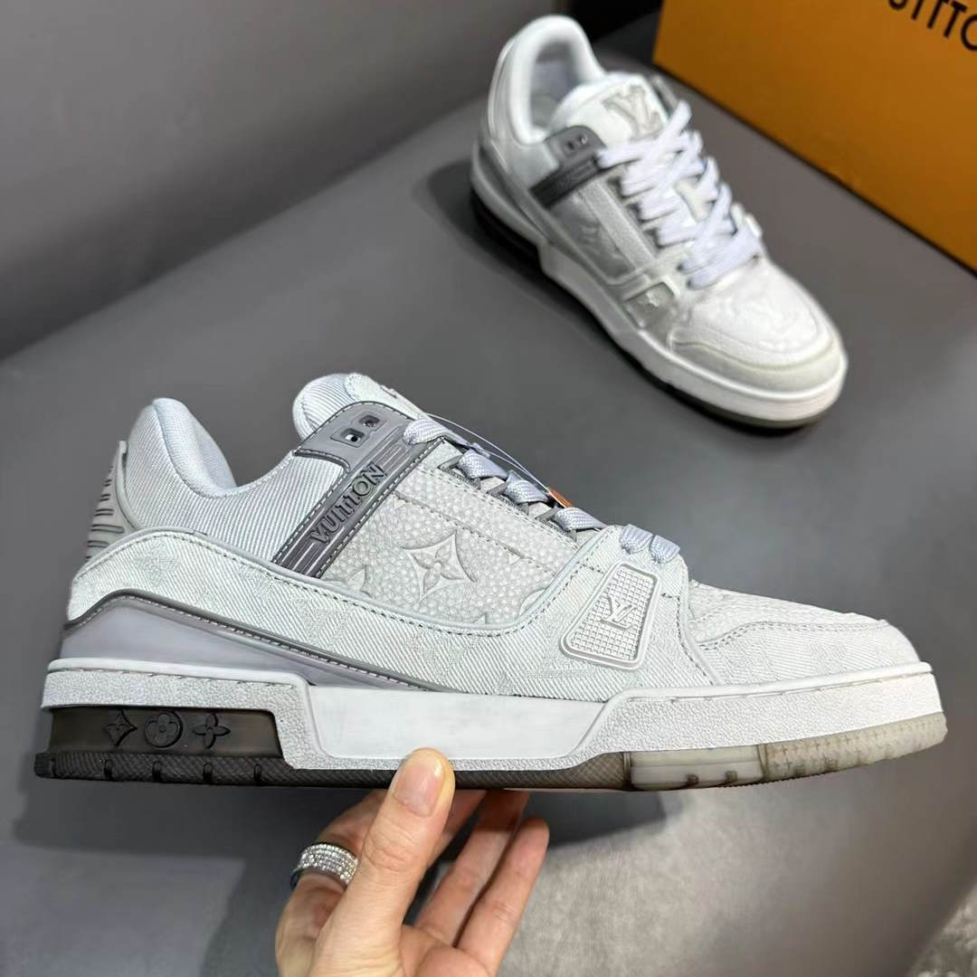LU  Sneakers Runner