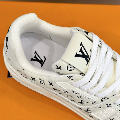 LU Sneakers Runner