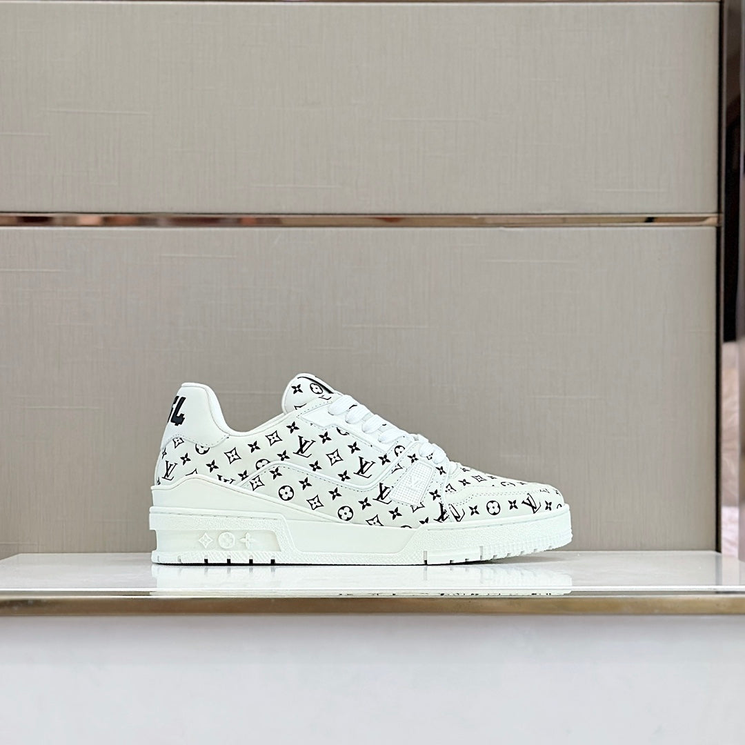 LU Sneakers Runner