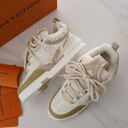 LU Sneakers