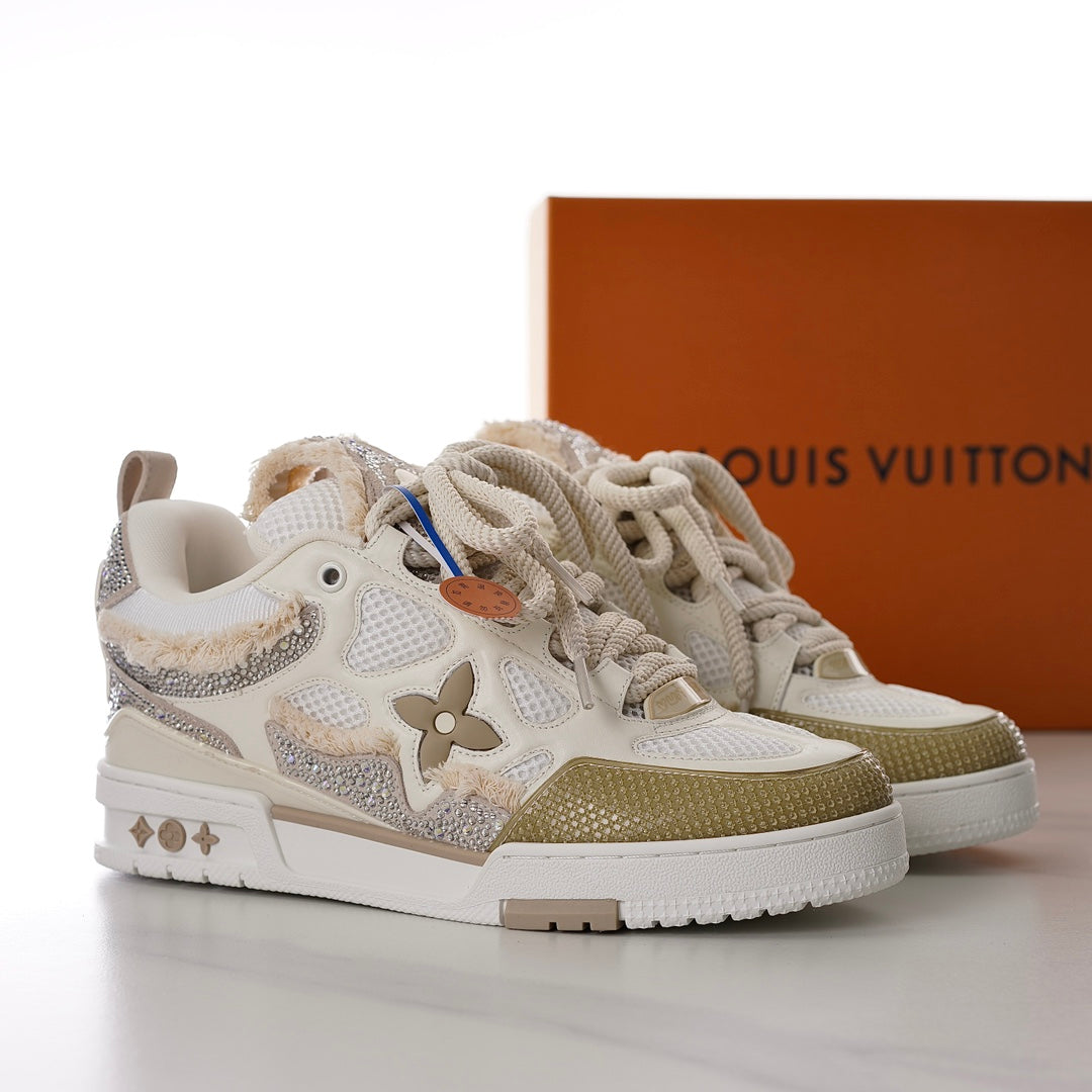 LU Sneakers