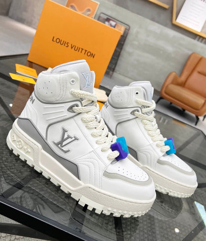 LU  Sneakers 3 Color 's High