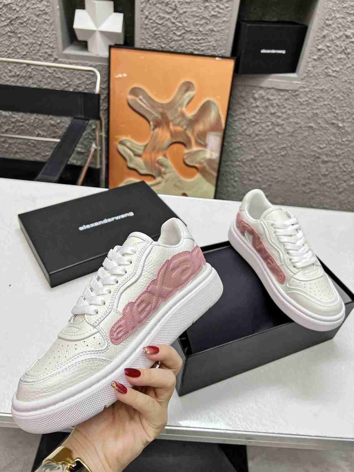 WANG Sneakers 4 Color 's