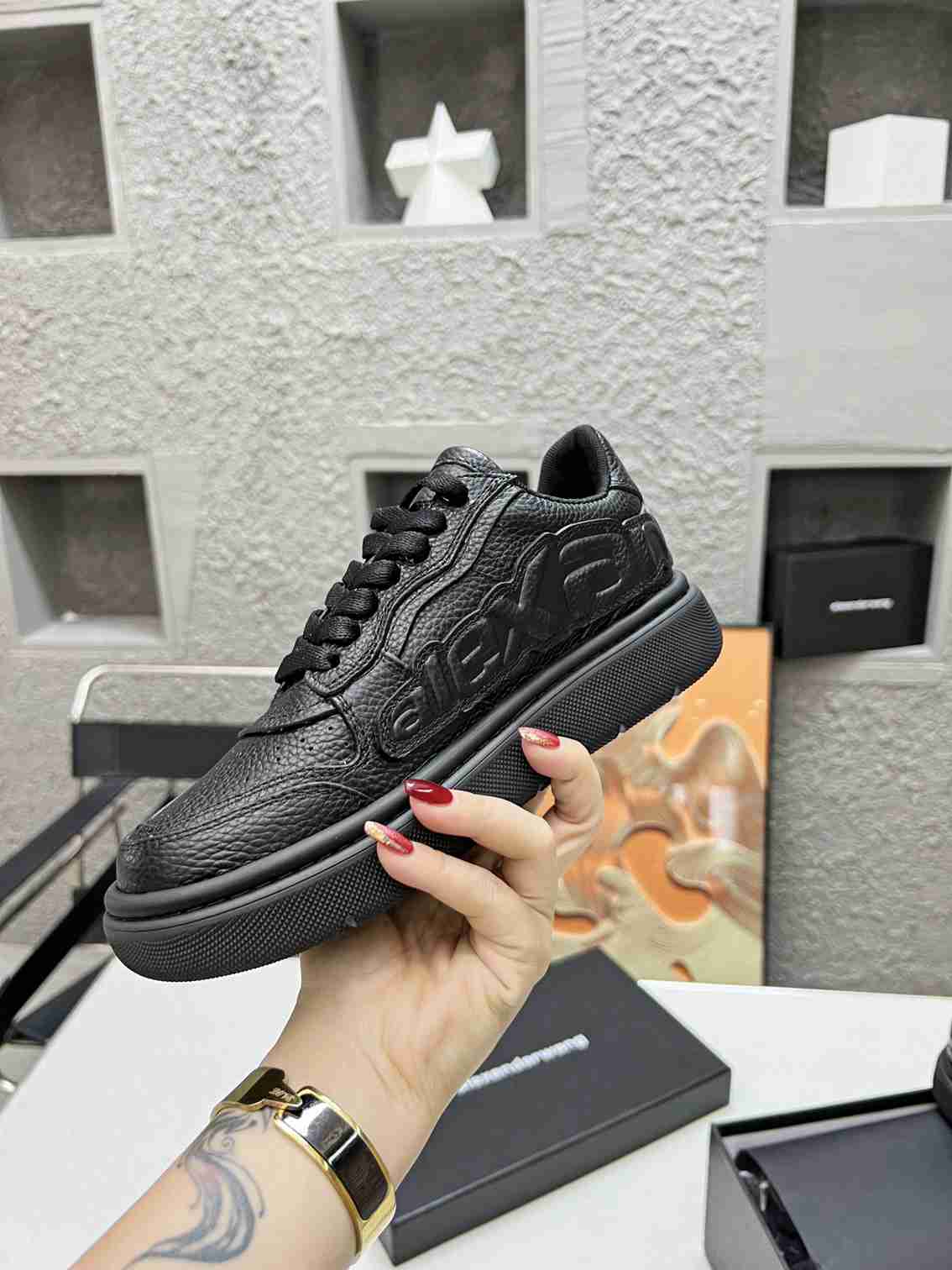WANG Sneakers 4 Color 's