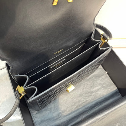 Y L Bag 22 cm