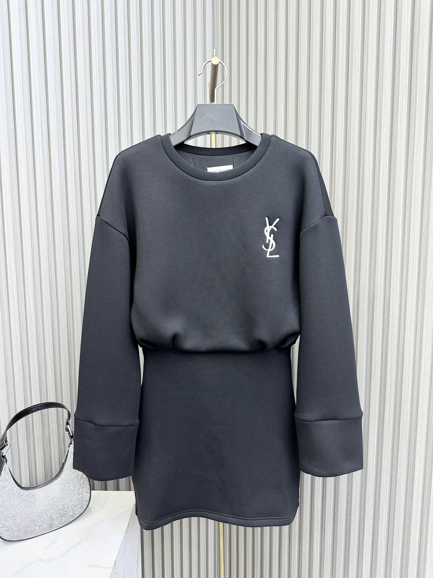 Y L  Dress Long Sleeve