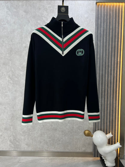 GU  Sweater 2 Color 's
