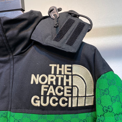 GU Warm Jacket North face 2 Color's