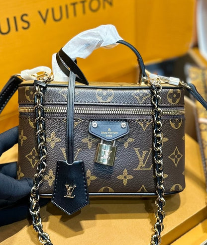 LU  Bag Vanity 19 cm Brown