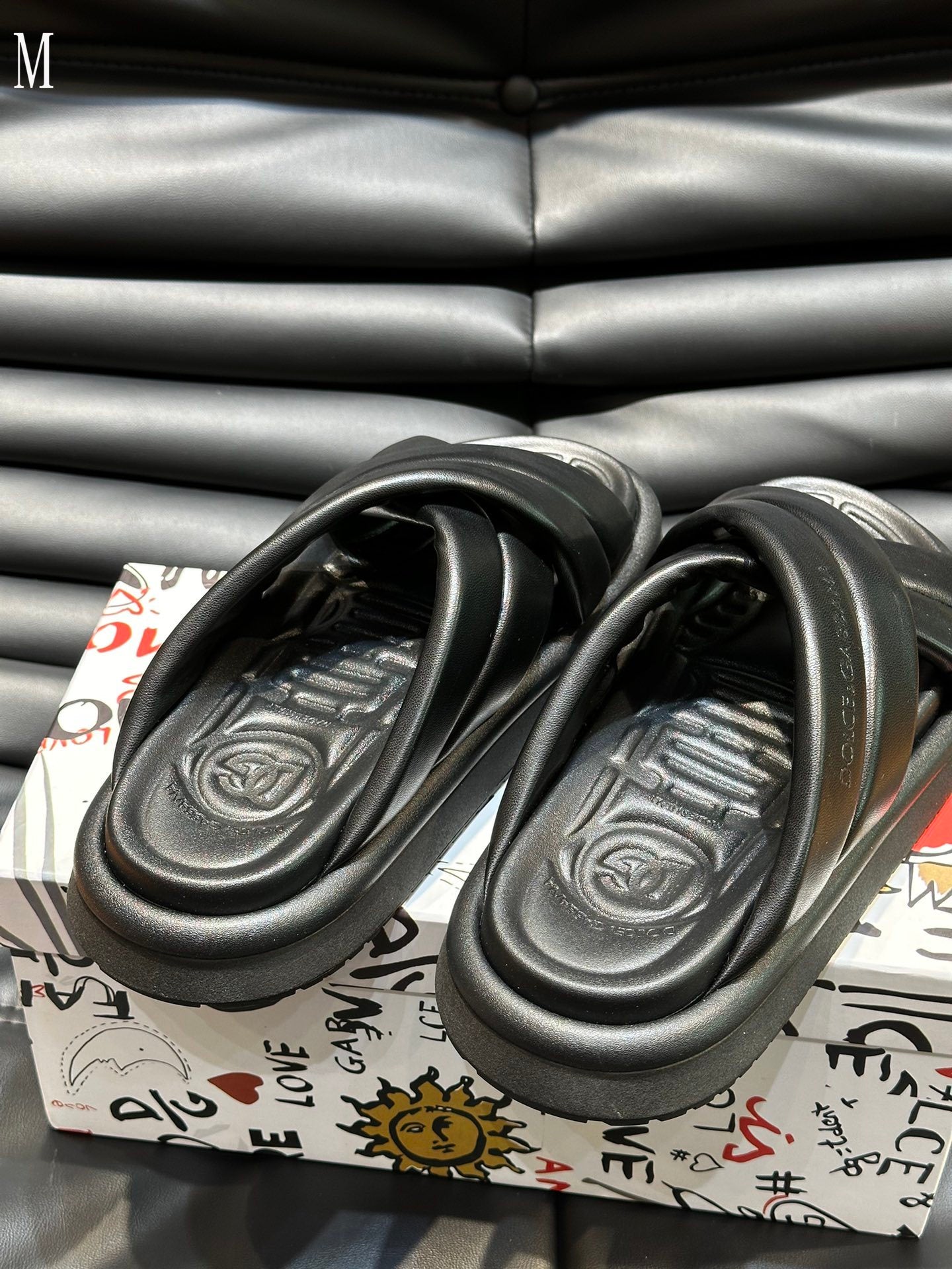 G D  Slippers   Man