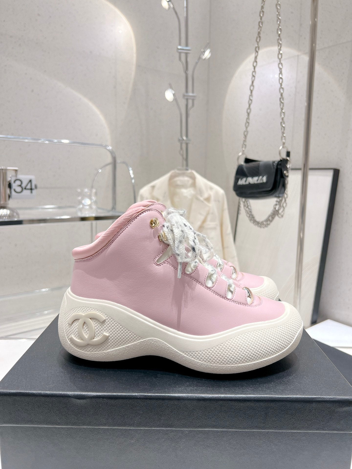 CHL  Sneakers  2 Color 's