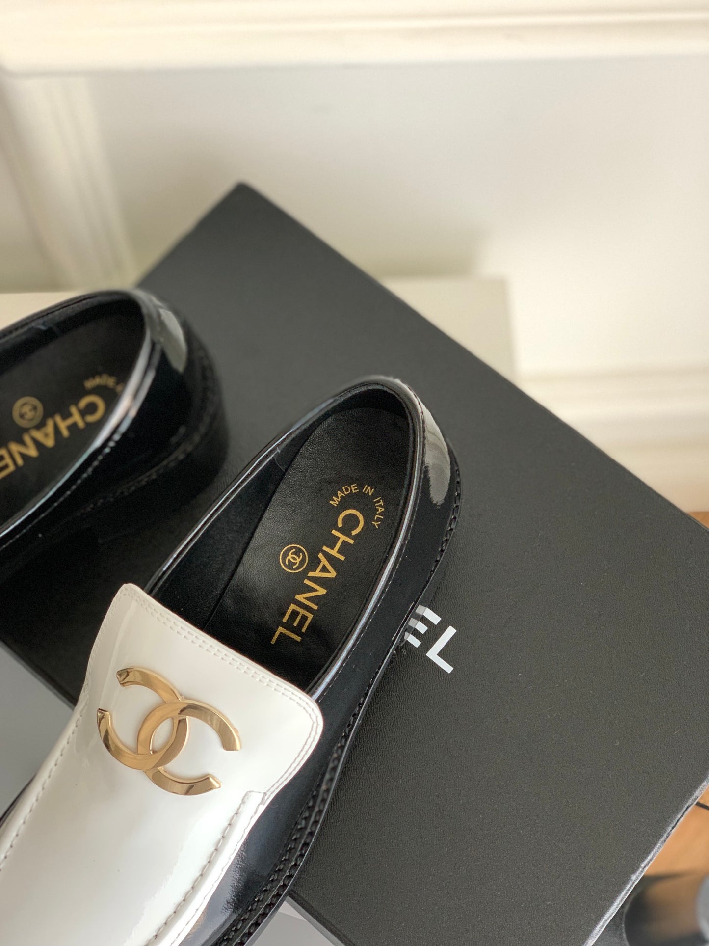 CHL Shoes  2 Color 's Woman