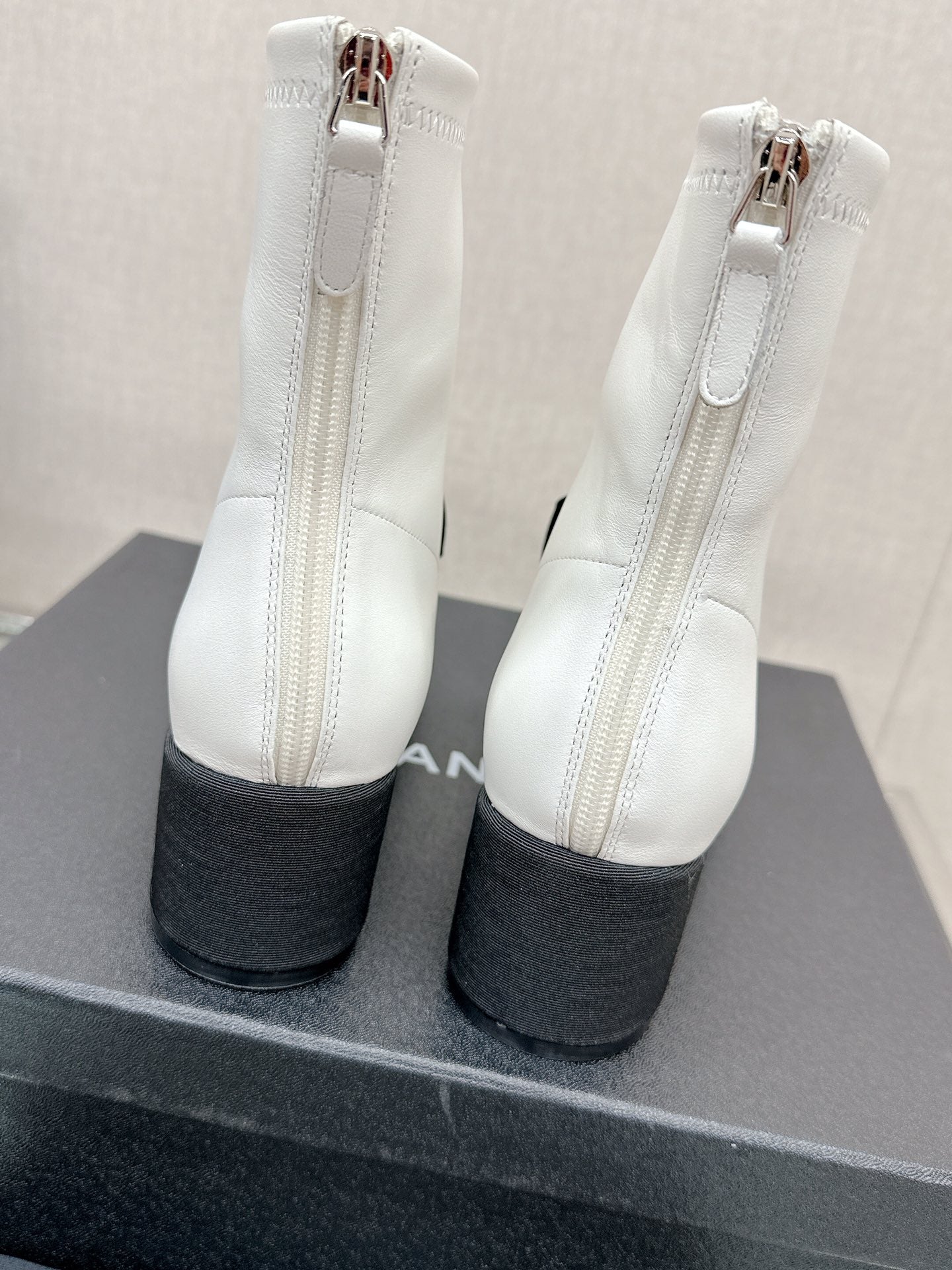 CHL  Boots Low Heels 2 Color 's