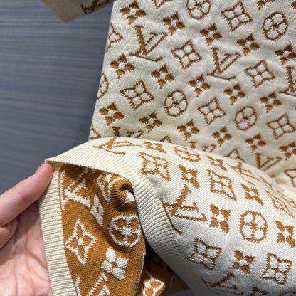 LU  Jacquard   knit Woman  Limited