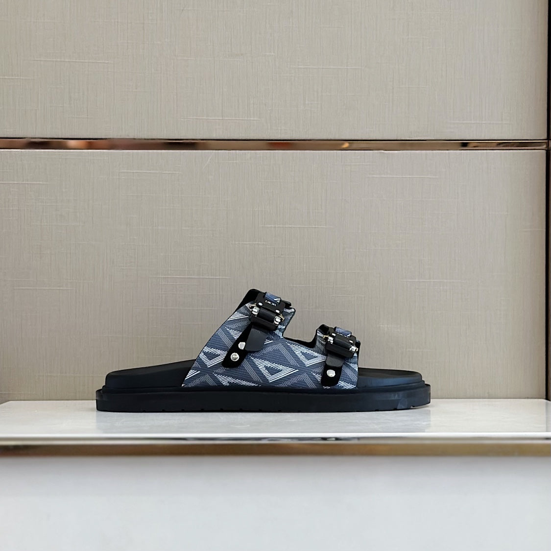 CHD Slippers