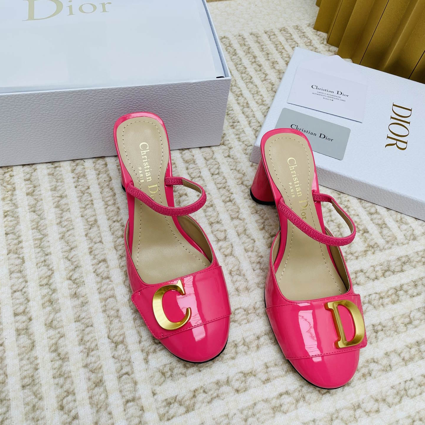 CHD  Sandals 2 Color 's