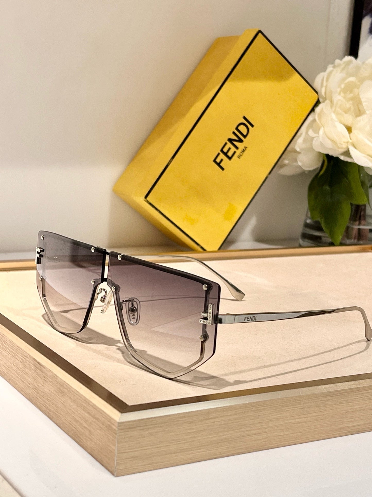 FEN Sunglasses 2 Color's