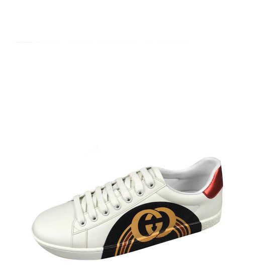 GU Sneakers Logo