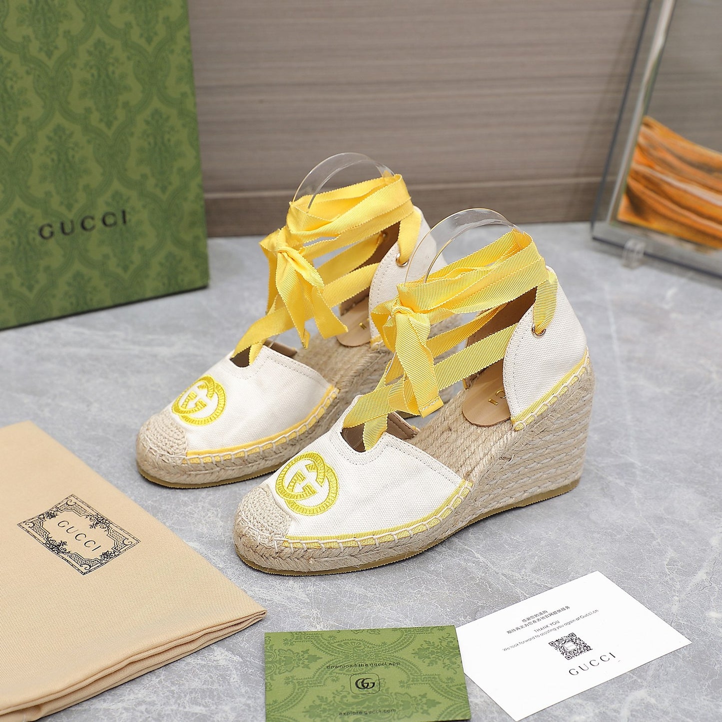 GU Wedge Sandals 2 Color 's