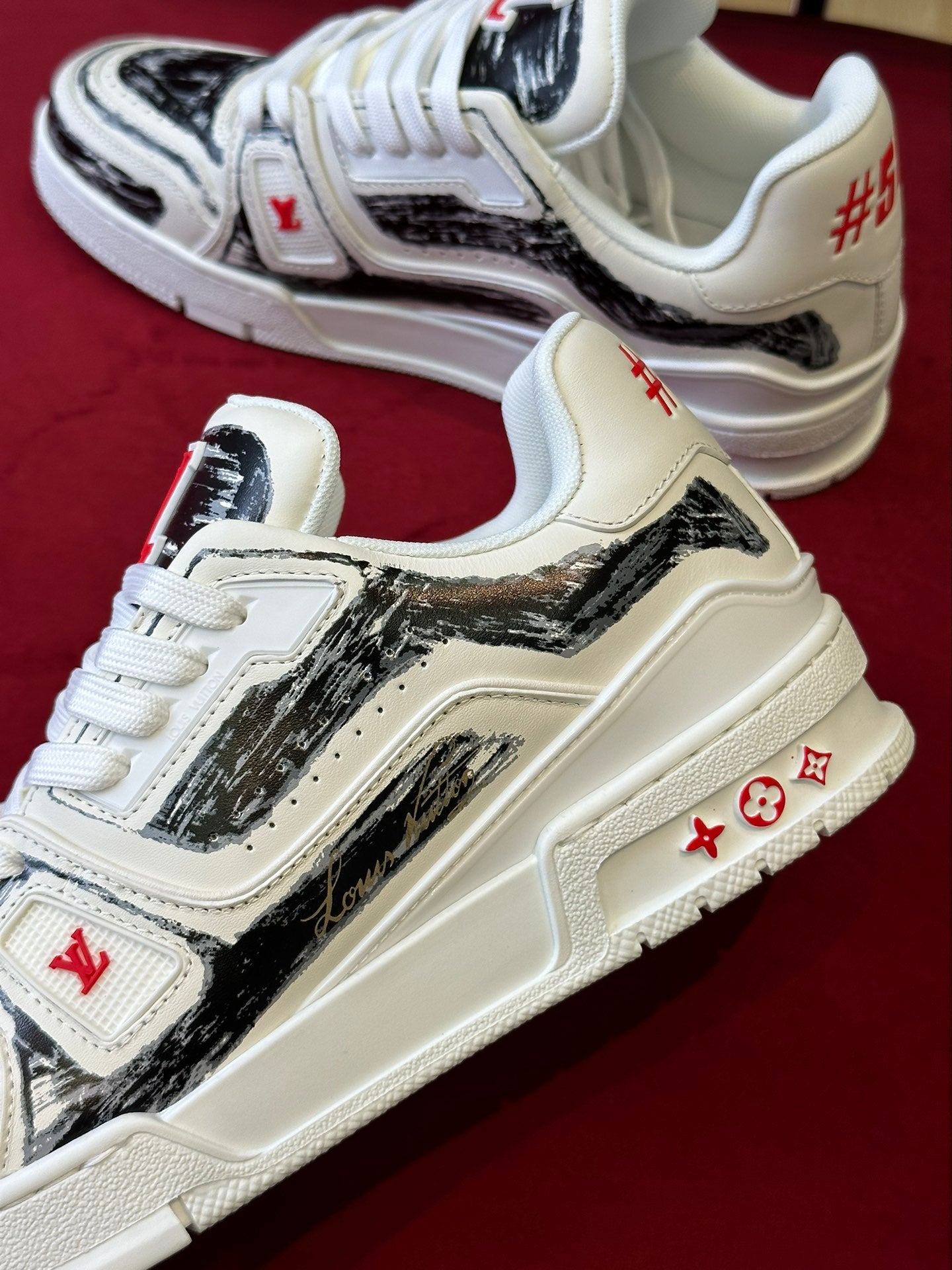LU Runner   Sneakers