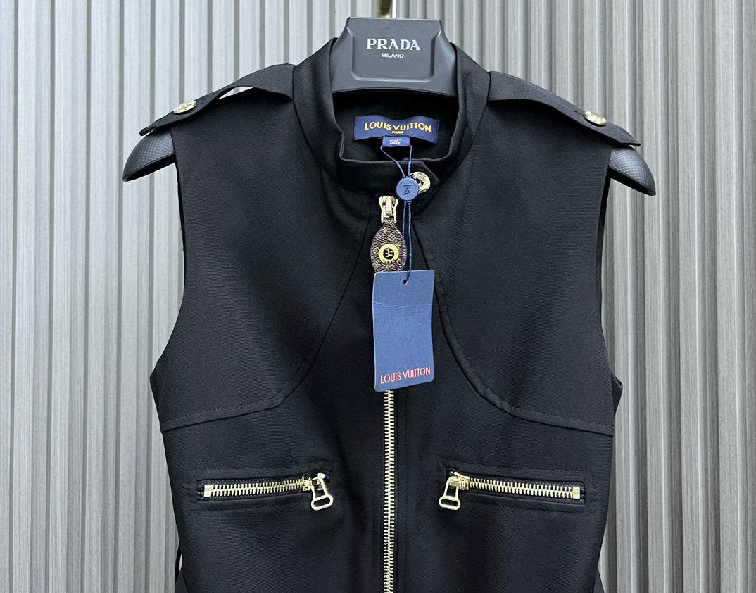 LU  Dress Zippered