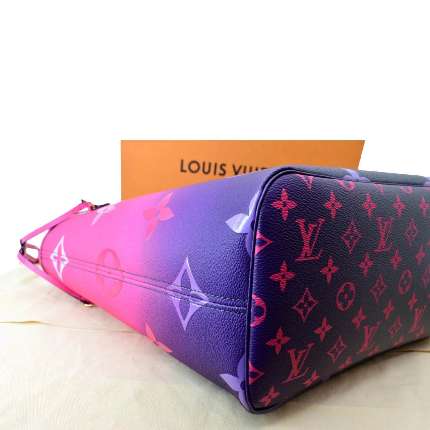 LU Bag Never Fuchsia