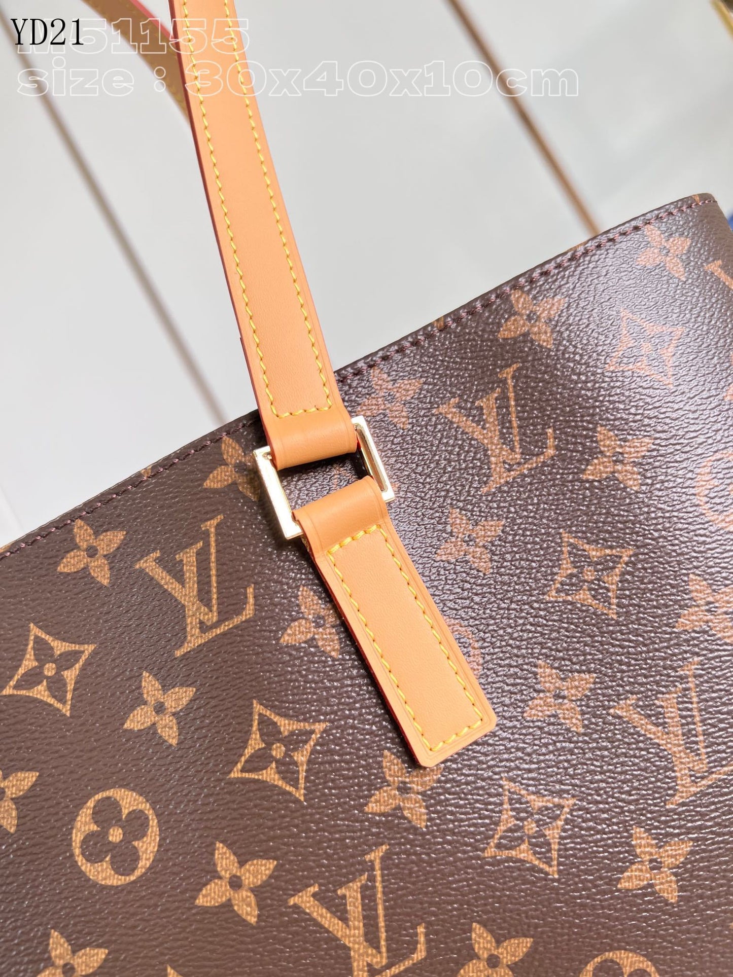 LU Shopping  Bag Leather 40 cm