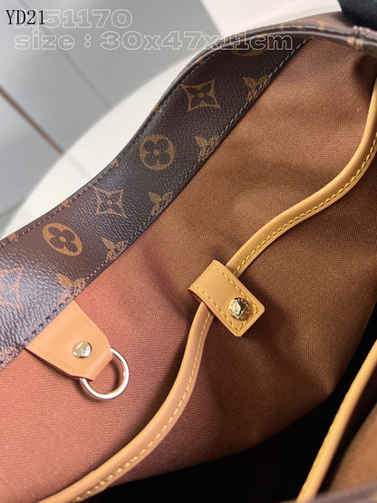 LU Shopping  Bag Leather 47 cm