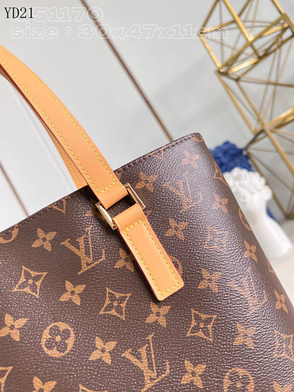 LU Shopping  Bag Leather 47 cm