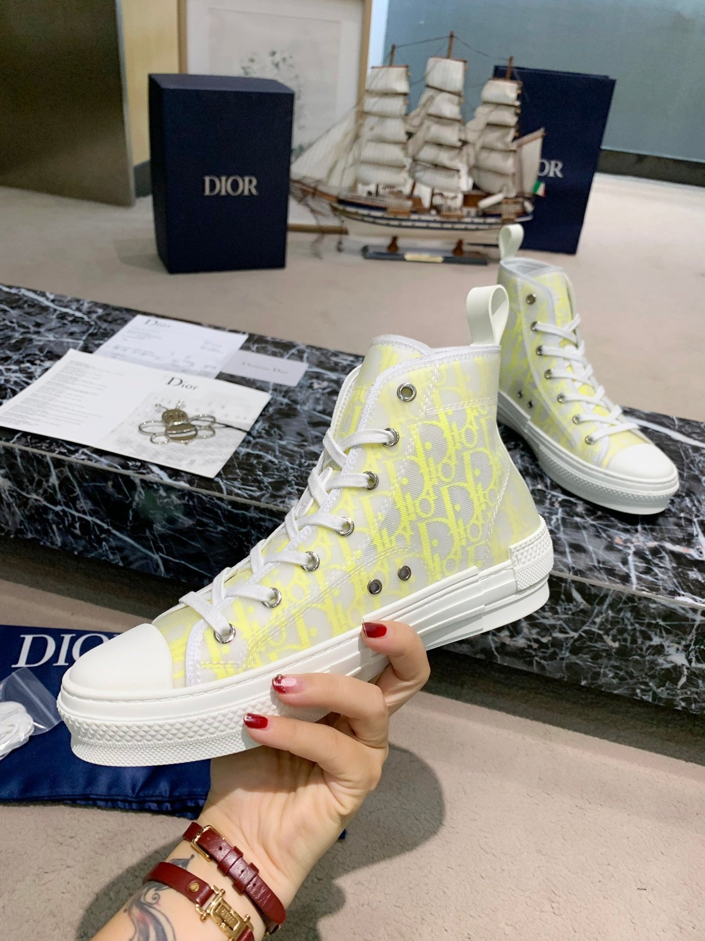 CHD Sneakers Oblique High B23