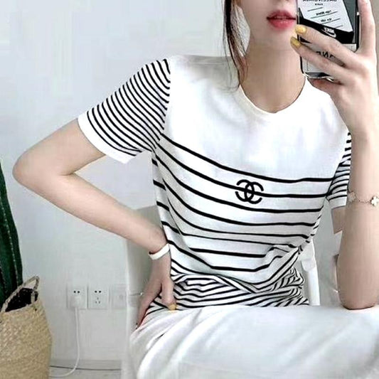 Chl  T-shirt 2 Color Knit top