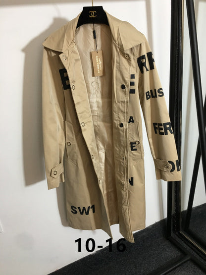 *BURBBER Trench Coat