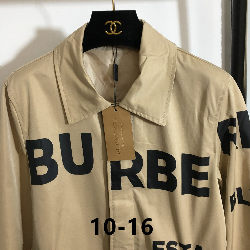 *BURBBER Trench Coat