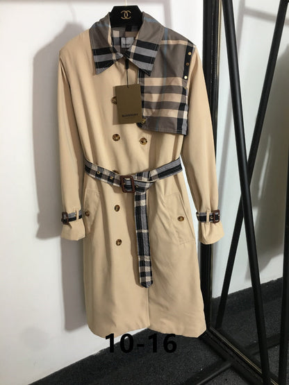 *BURBBER Trench Coat