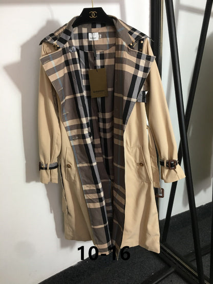 *BURBBER Trench Coat