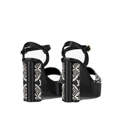 LU  Shoes Heels