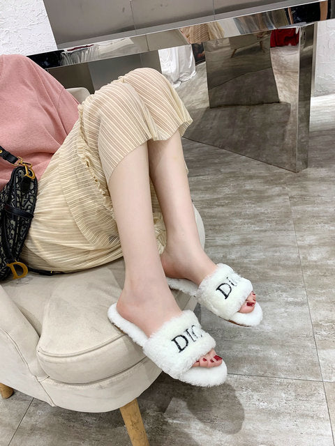 CHD Slippers DWAY Shearling 3 Color 's