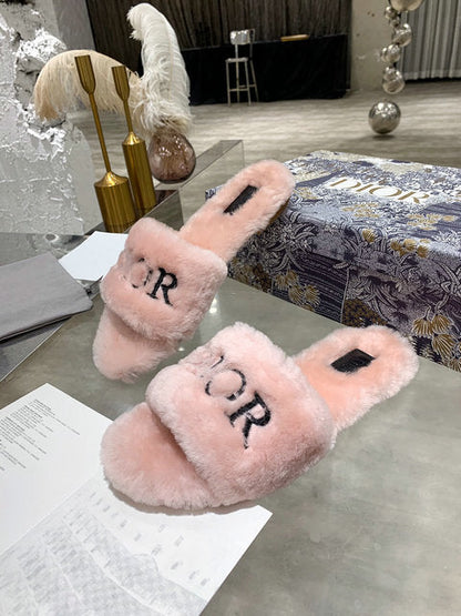 CHD Slippers DWAY Shearling 3 Color 's
