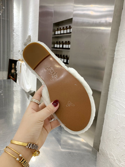 CHD  Slippers DWAY Shearling 2 Color 's