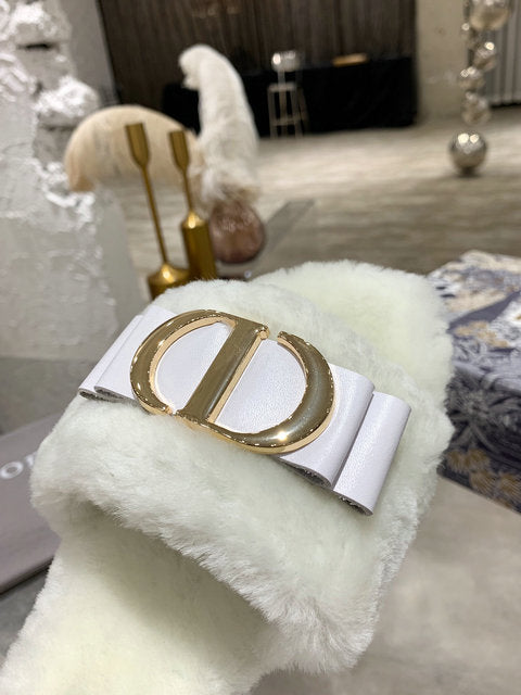 CHD  Slippers DWAY Shearling 2 Color 's