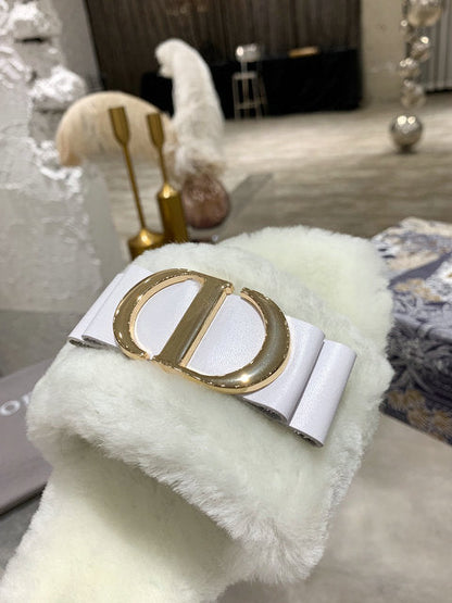 CHD  Slippers DWAY Shearling 2 Color 's