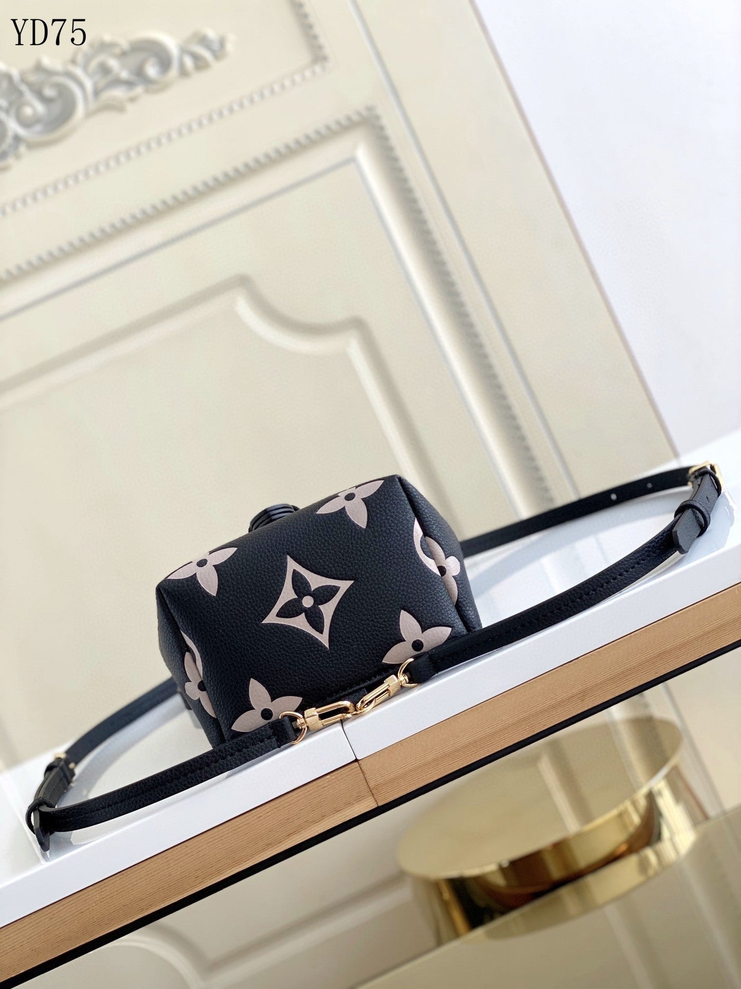 LU Bag Tiny Backpack  20 cm  2 Color 's