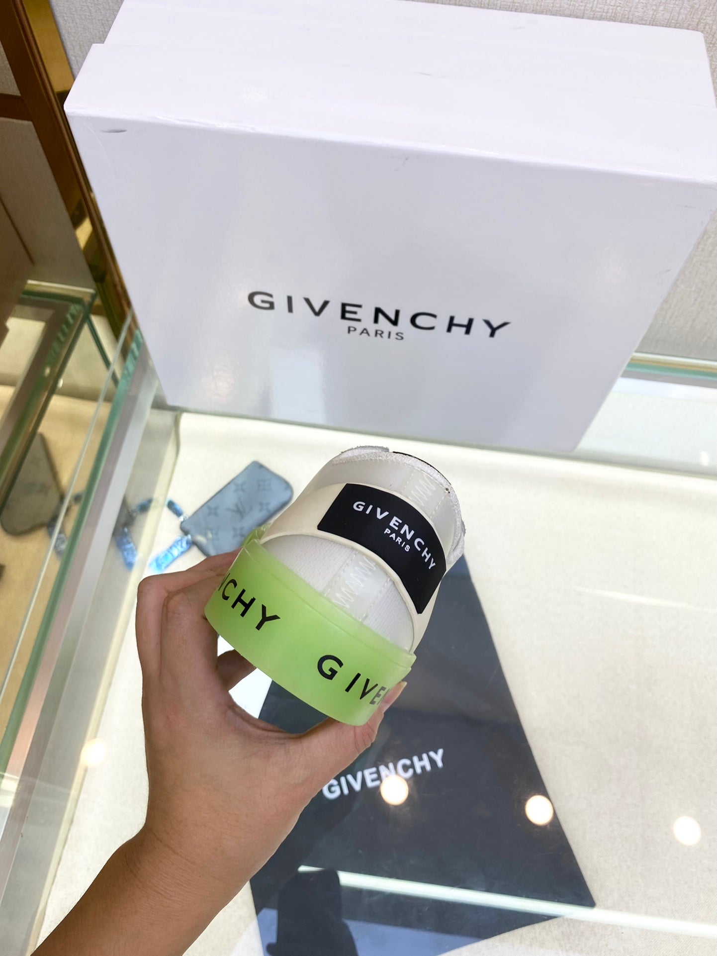 GIVENJY Sneakers  3 Color s