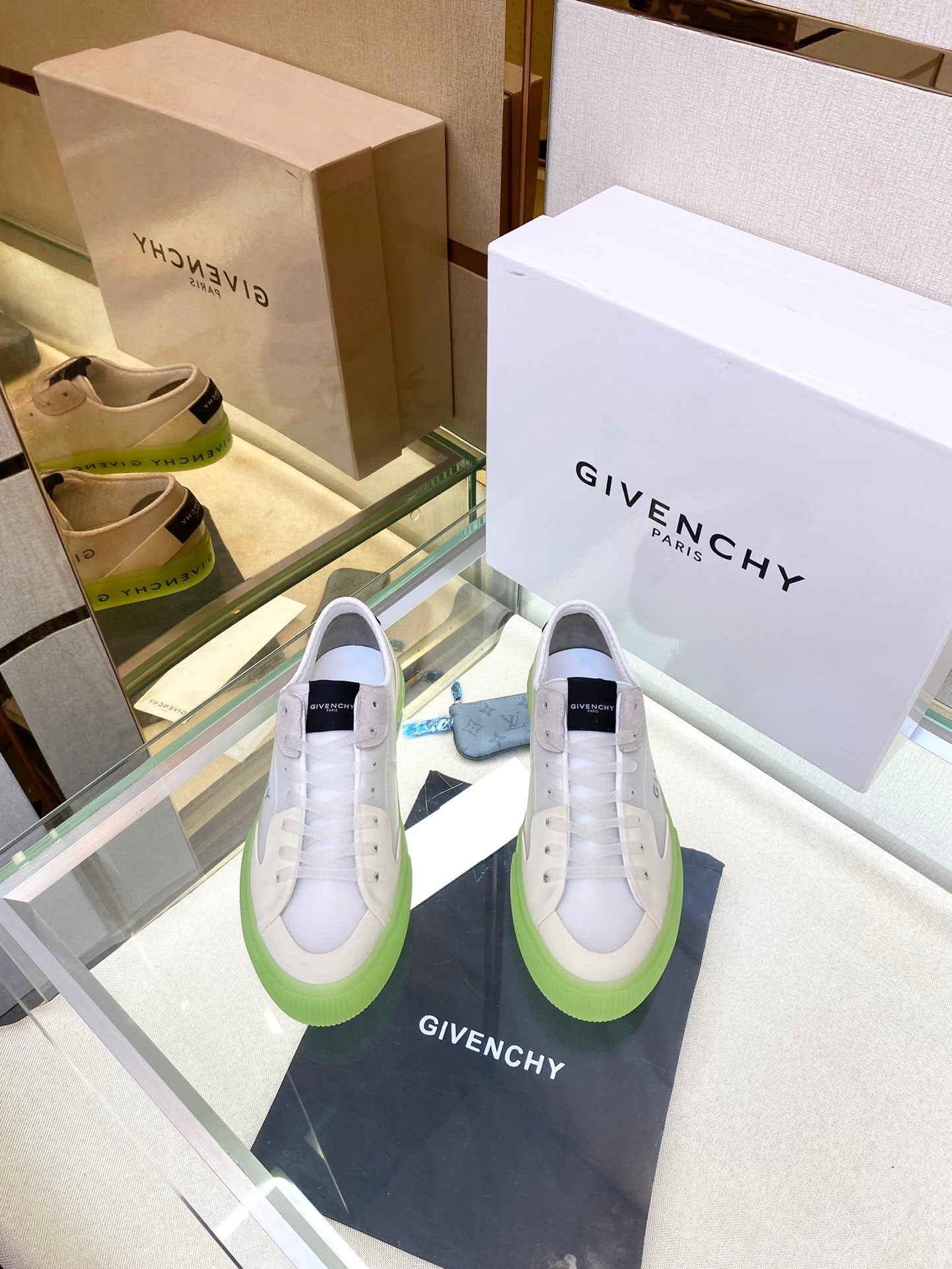 GIVENJY Sneakers  3 Color s