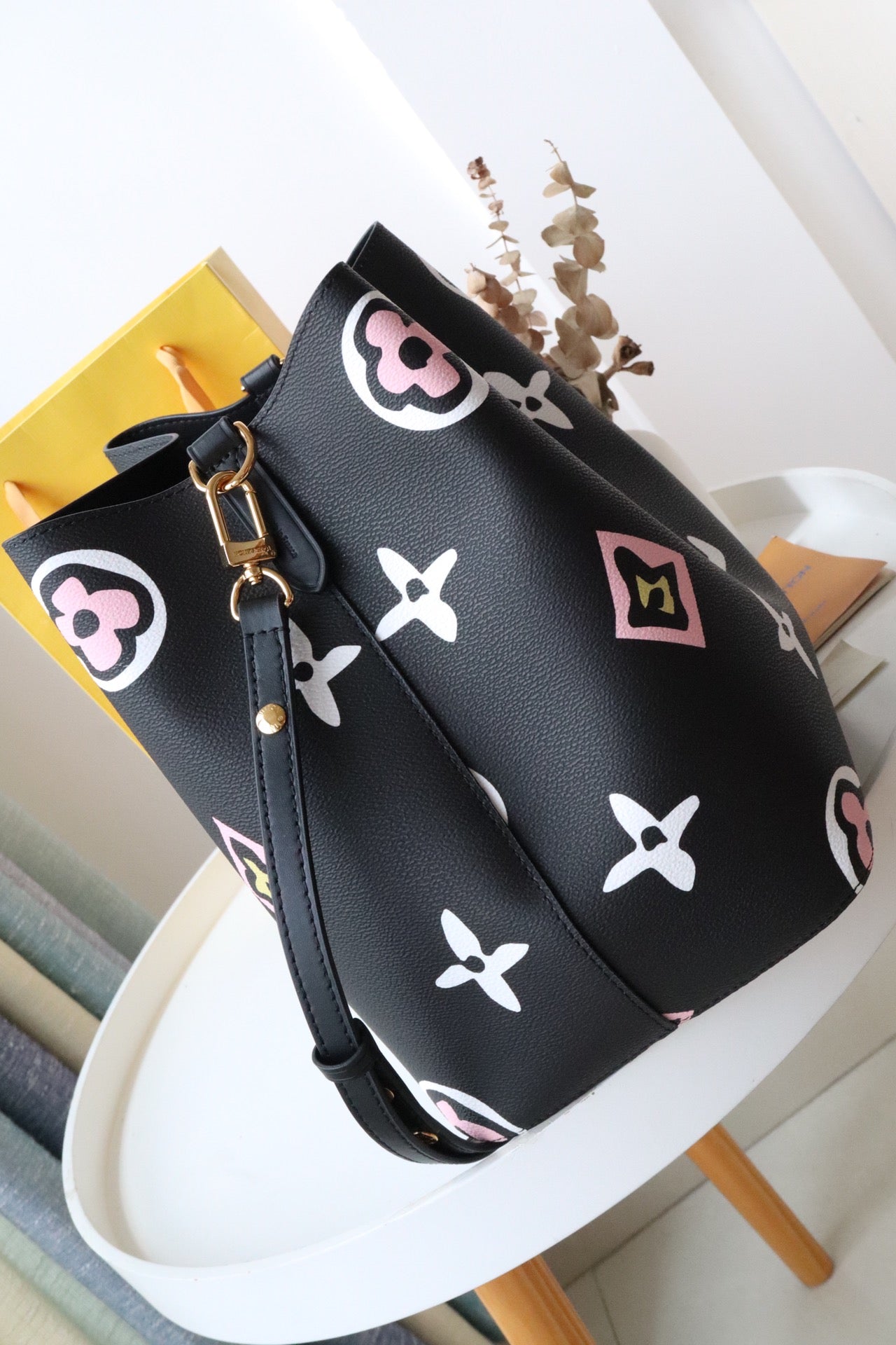 LU Bag NEO  2 Color 's  MM 26 cm
